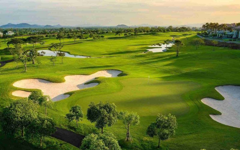 A beautiful golf course in Bangkok