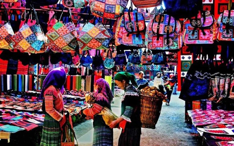 Bac Ha Market