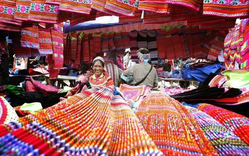 Bac Ha Market
