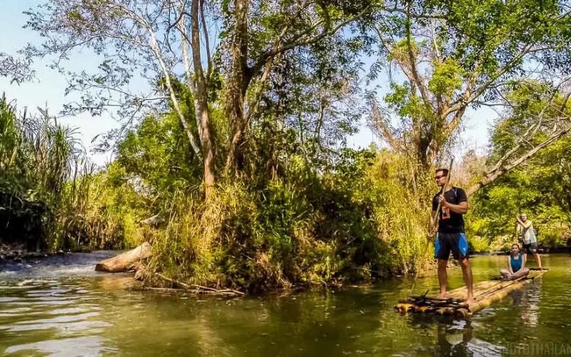 Bamboo rafting in Mae Wang River
