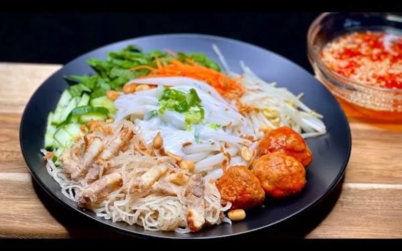 Banh tam bi