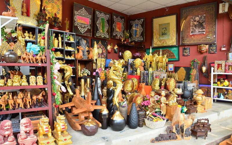 Ban Tawai - Famous Arts and Crafts Village in Thailand