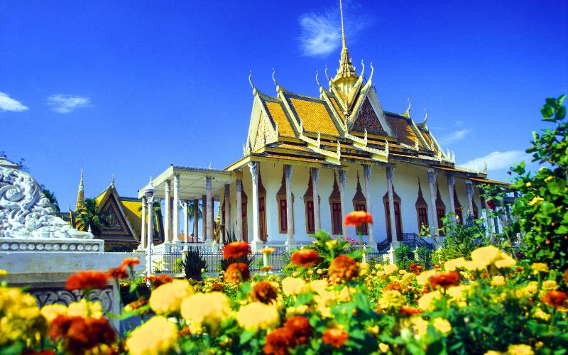 Cambodia Luxury Vacation 9 Days