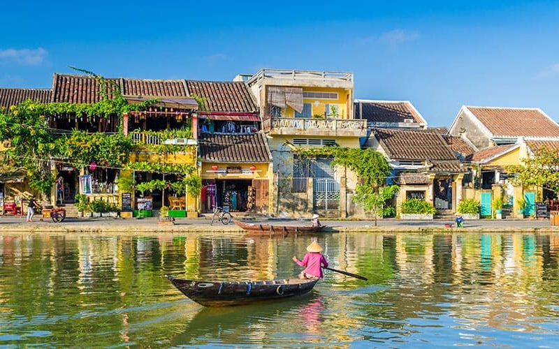 Cruise Thu Bon River