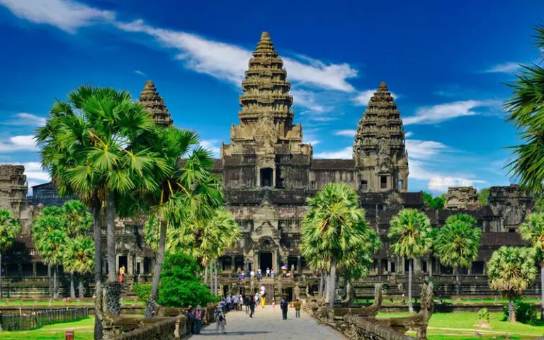 Vietnam Cambodia Laos in 17 Days Tour, Tailor-made Itinerary