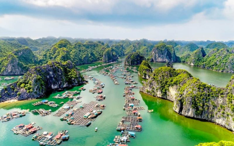 Cua Van Floating Village