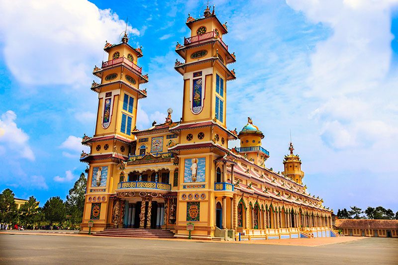 Cao Dai Temple