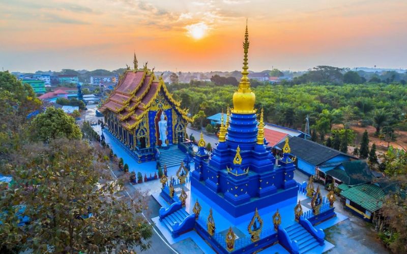 Explore the Best of Chiang Rai in 4 Days: Temples, Tribes and Scenic Highlands