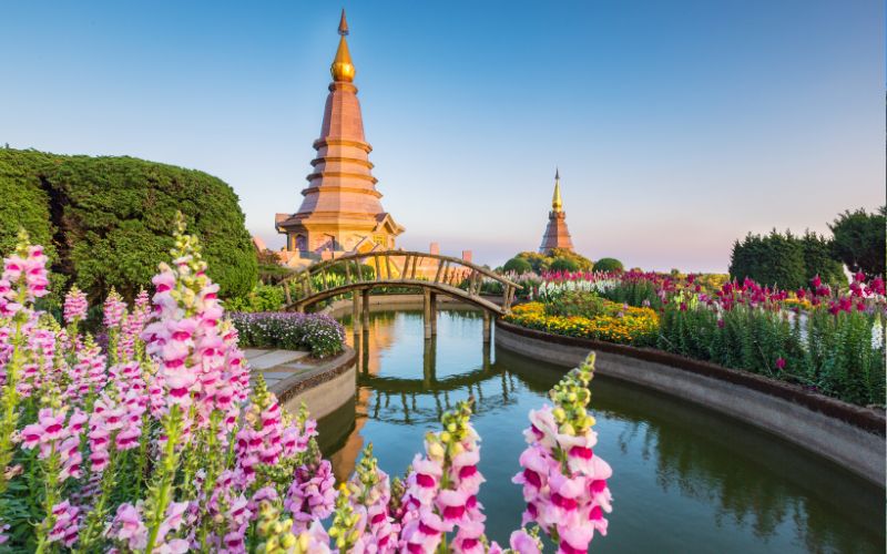 Discover the Best of Vietnam and Thailand in 16 Days