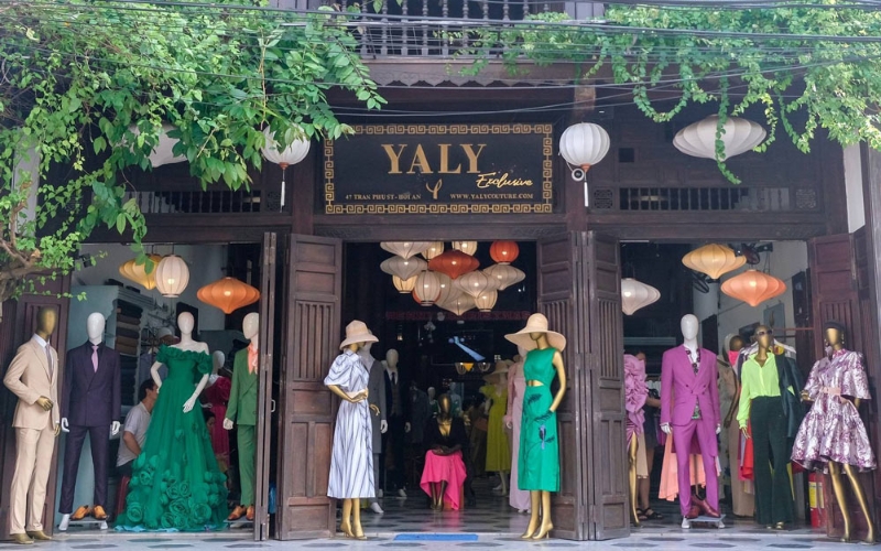 Exploring Yaly Tailor Shop, one of Hoi An’s most trusted names in bespoke fashion