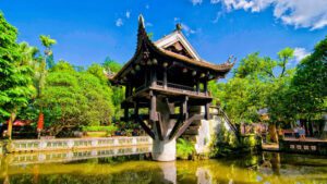 Famous pagodas and temples in Vietnam