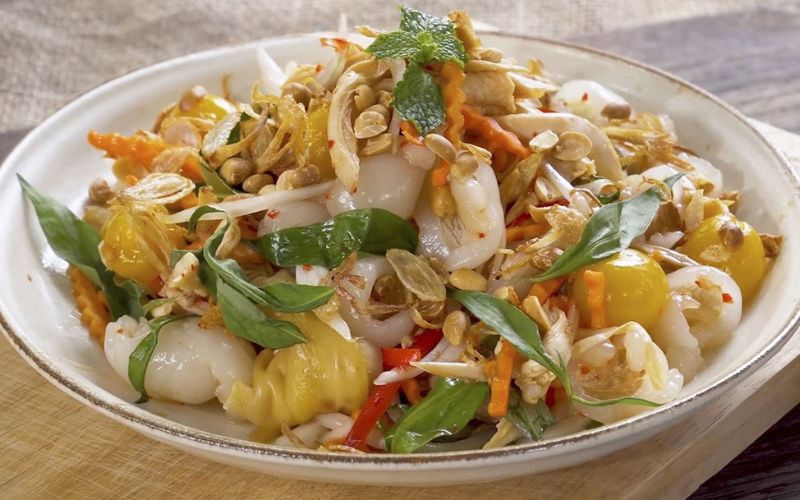 Goi ga (Chicken salad)