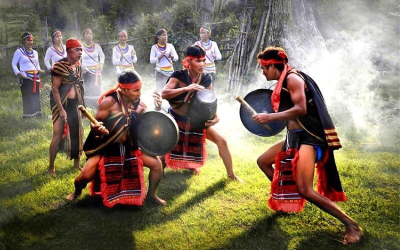 Gong music performance