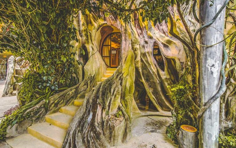 Hang Nga guest house