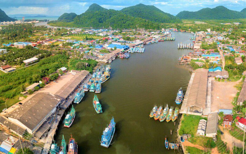 Head down south to the quiet fishing village of Khanom
