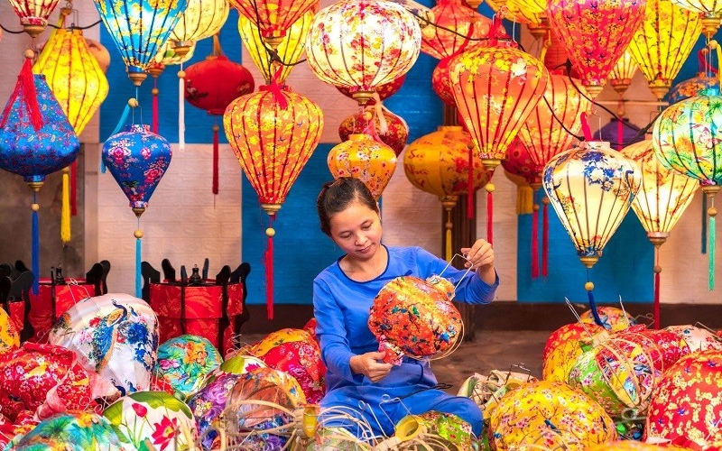 Join a local workshop and craft a lantern to light up your memories