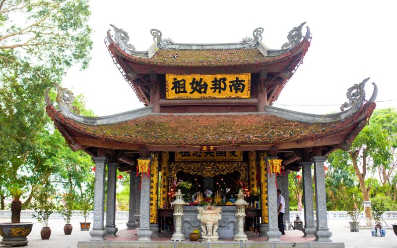 Kinh Duong Vuong Tomb in Bac Ninh