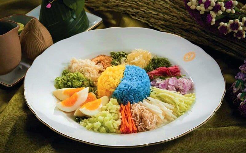 Thai Cuisine 15 Must Try Dishes In Thailand Idc Travel 6983