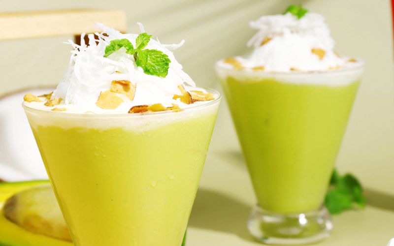Kem bo (Avocado ice cream)