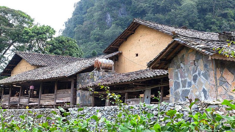 Lung Cam Culture Village