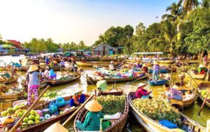 wide selection of different Mekong sightseeing tours of the day from ho chi minh city