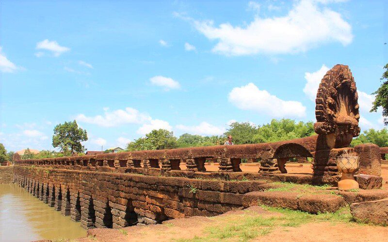 Naga Bridge in Kompong Kdei