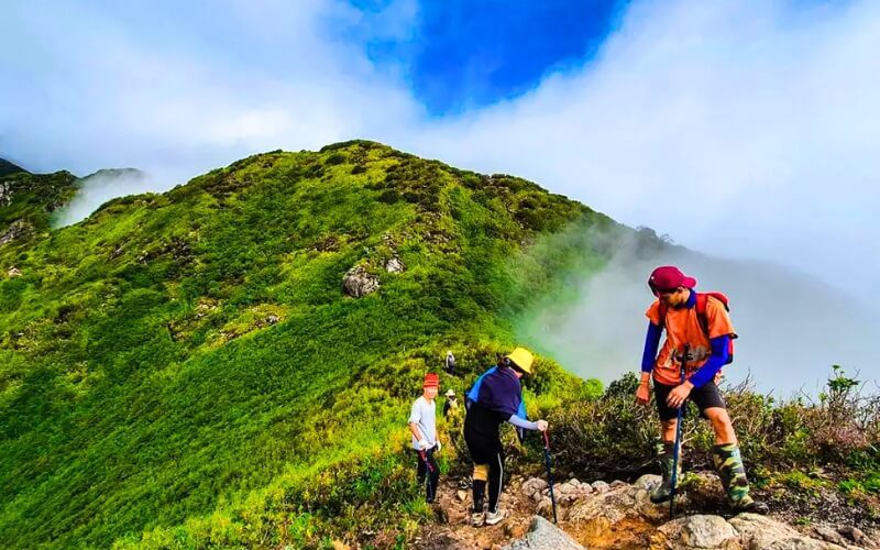 North Vietnam: Ky Quan San Peak & Ta Van Village Trekking 5 Days