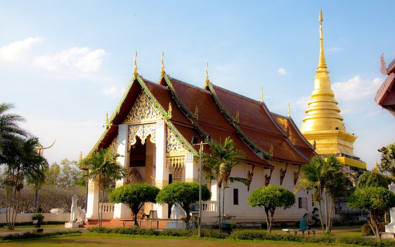 Phra That Chang Kham