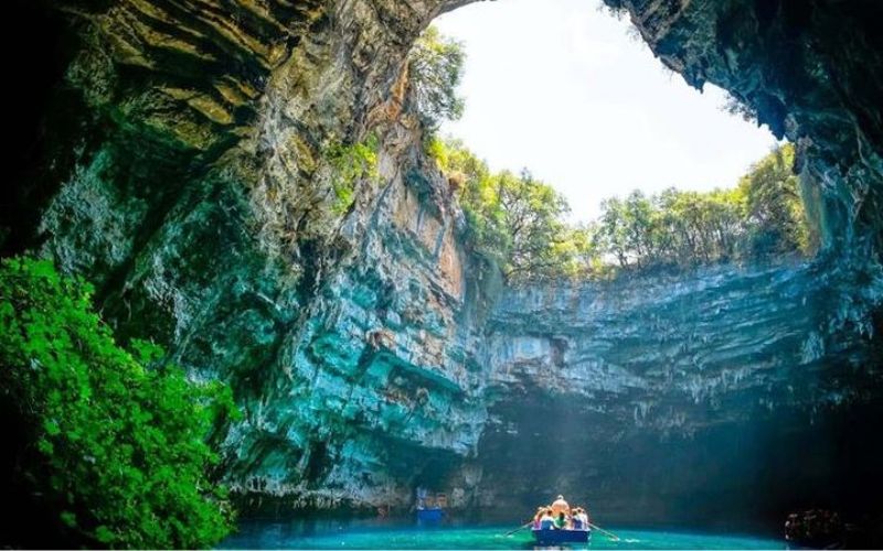 Paradise Cave