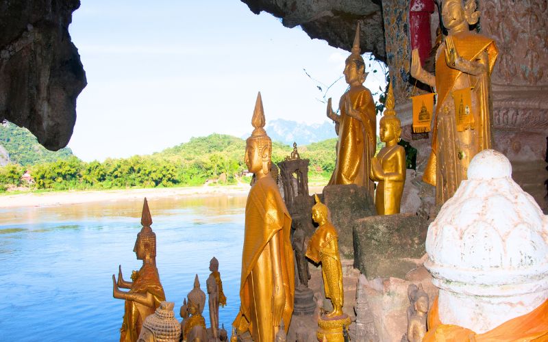 Pak Ou Caves