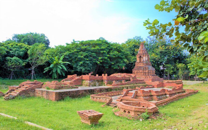 Ruins of Wiang Kum Kam