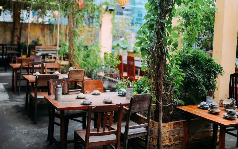 Secret Garden — Rooftop Home Cooking Above the City