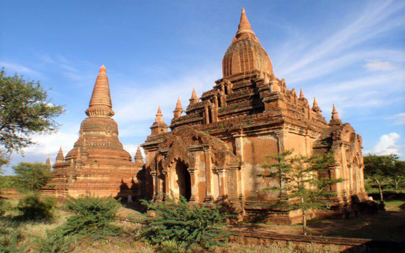 Seinnyet Nyima Seinnyet Ama Paya Bagan Myanmar