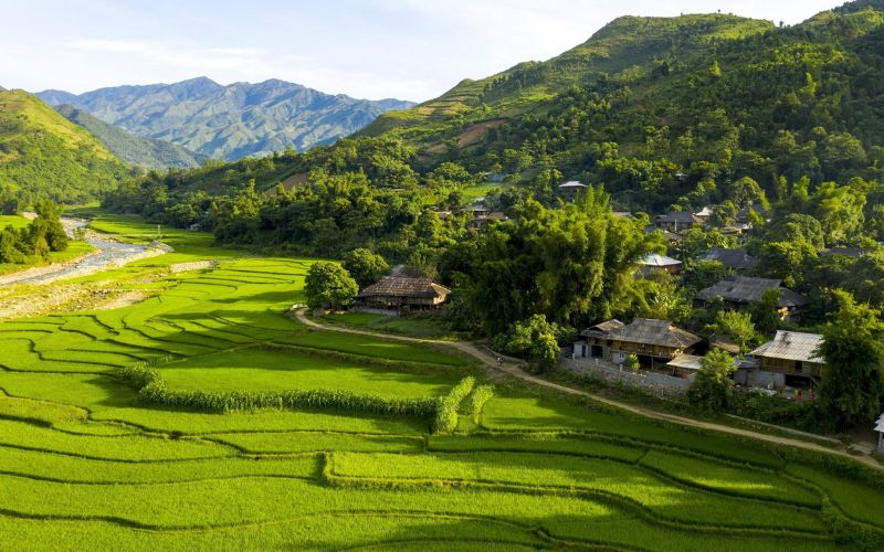 Tu Le Valley, Vietnam