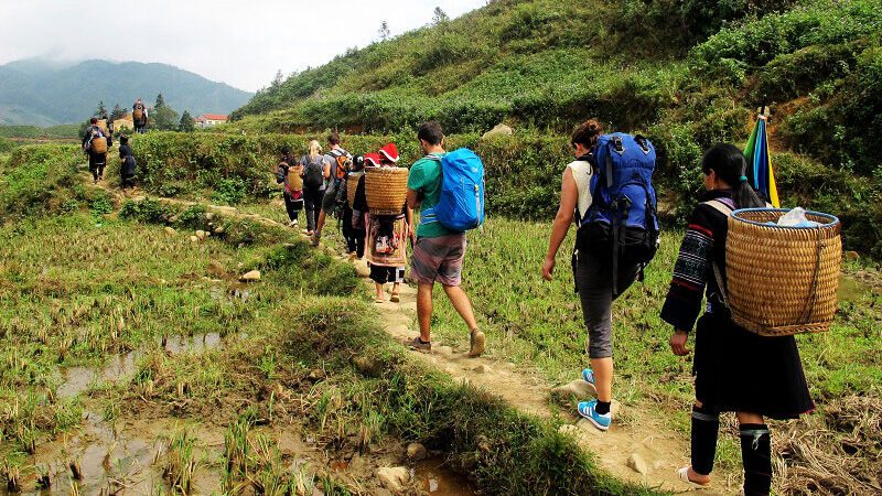 Trekking Y Linh Ho