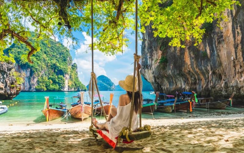 Highlights of Thailand in 10 Days: Temples, Jungle, and Islands