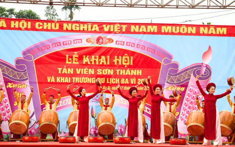 Top 15 Interesting Traditional Festivals in Hanoi - IDC Travel