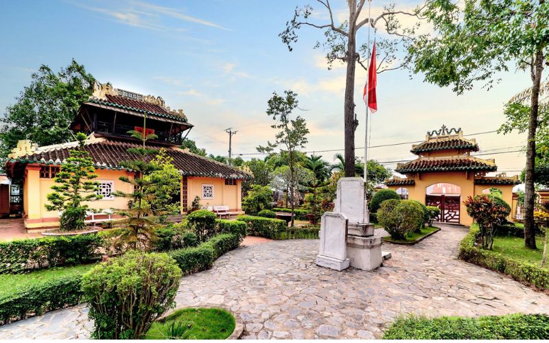 Vinh Long Temple of Literature and Saints