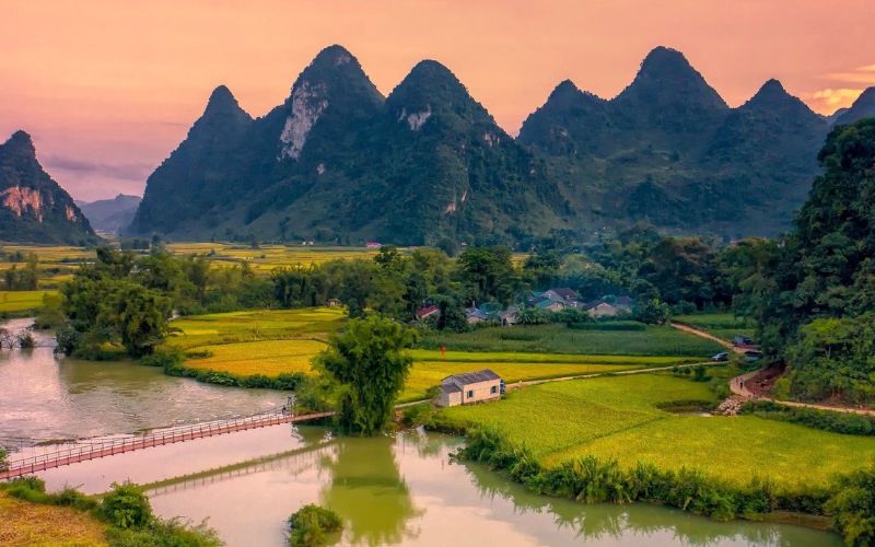 Discover Wonders of Vietnam and Cambodia in 11 Days