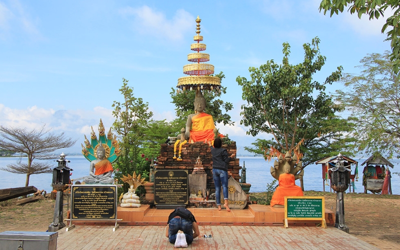 Wat Tilok Aram, Phayao
