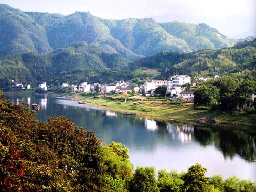 Xin An River - Huangshan Travel Guide